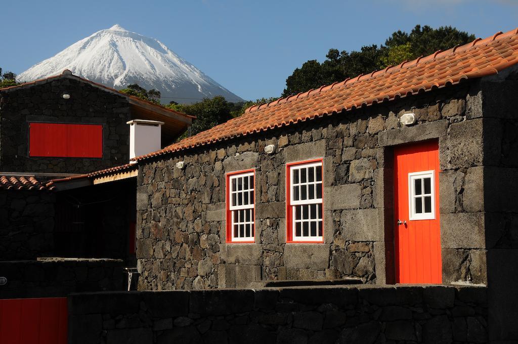 Casas Das Portas Do Mar E Das Portas Do Sol São Roque do Pico Rum bild